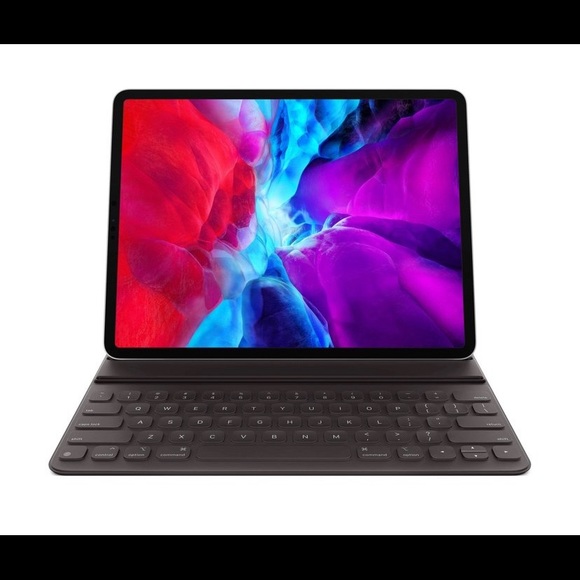 iPad Smart Keyboard - Picture 1 of 4